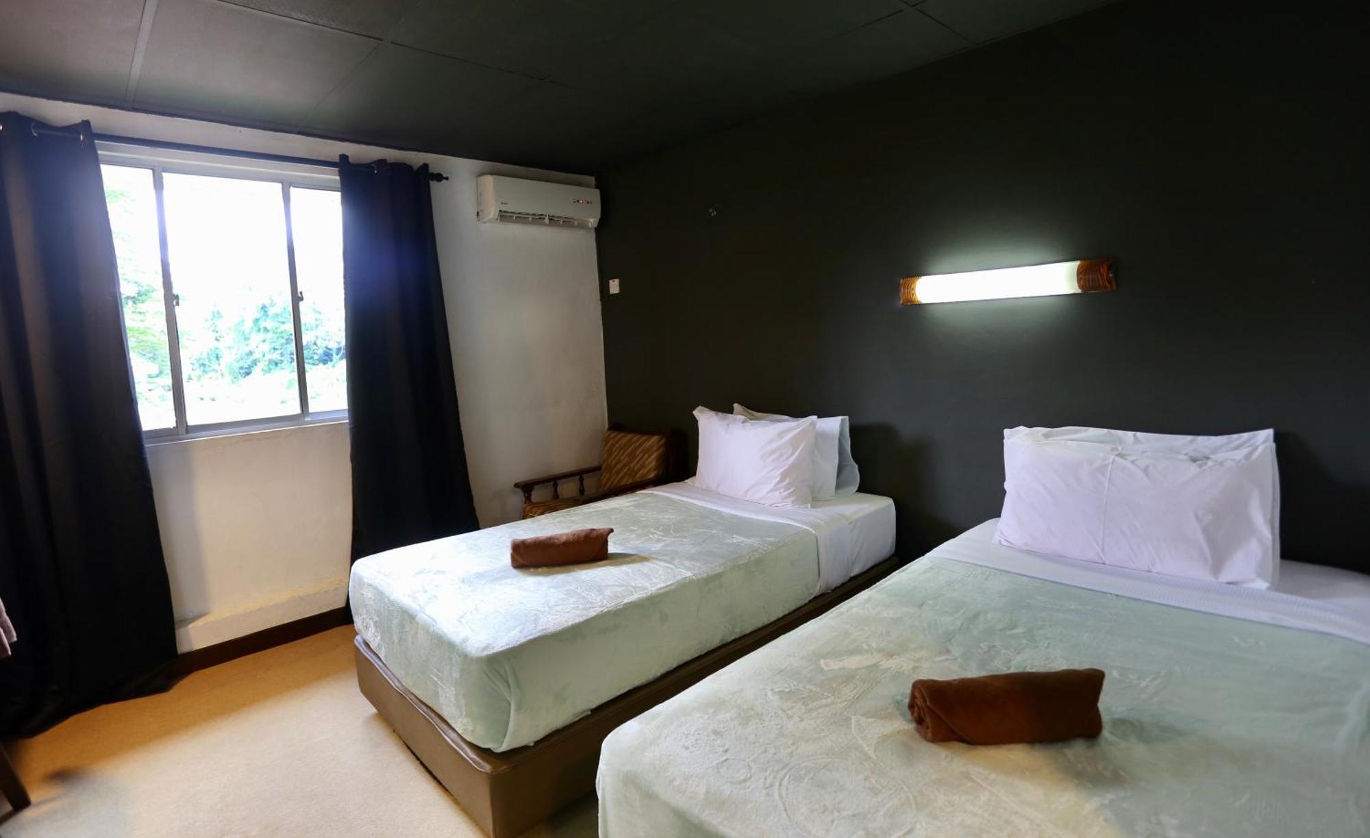 Fata Hotel By Project Borneo Kuching Bagian luar foto
